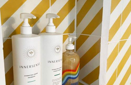 Onu Vibrant Light Filled Onu Suite at La Dea - Foto 28