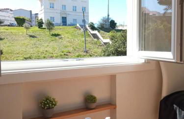 Buena ubicación y plaza de garaje - Foto 9