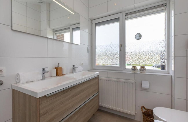 Holiday Home in Nieuwvliet Near the Beach - Foto 19