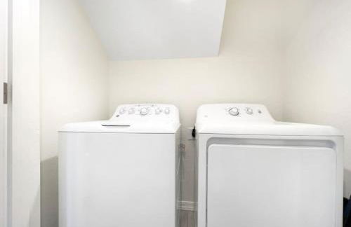 Tiny Timber Tree Home NEW - Foto 31