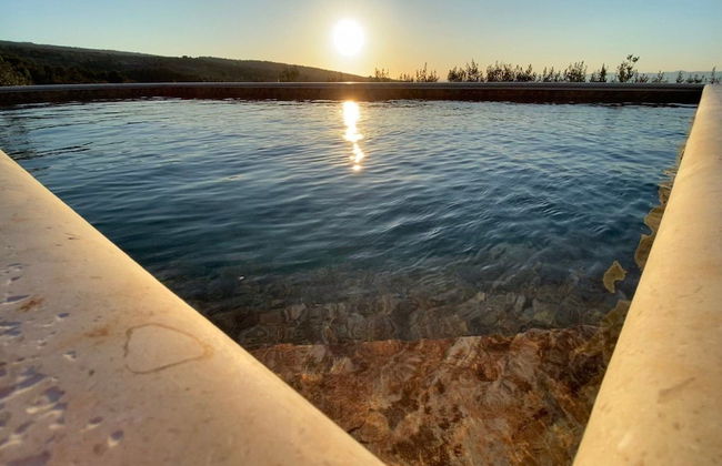 Villa Roza - One Bedroom With Swimming Pool - Photo 15