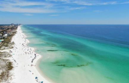 Amazing 4 Bedroom Vacation Home in The Villages of Crystal Lakes - Foto 47