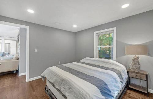 Hermit Lake Escape Family Fun - Beachfront BBQ - Foto 16