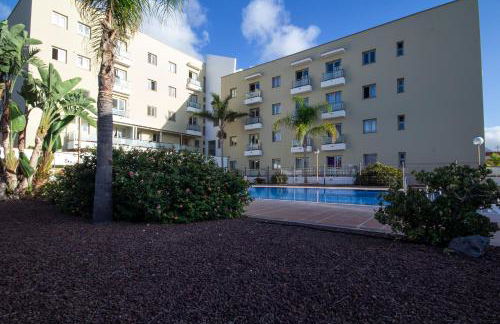 Beach apartment with terrace and pool - Foto 33