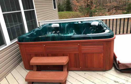 Luxury 4 bedroom house in Pocono Mountains with Hottub in Golf Course Near Lake - Foto 47