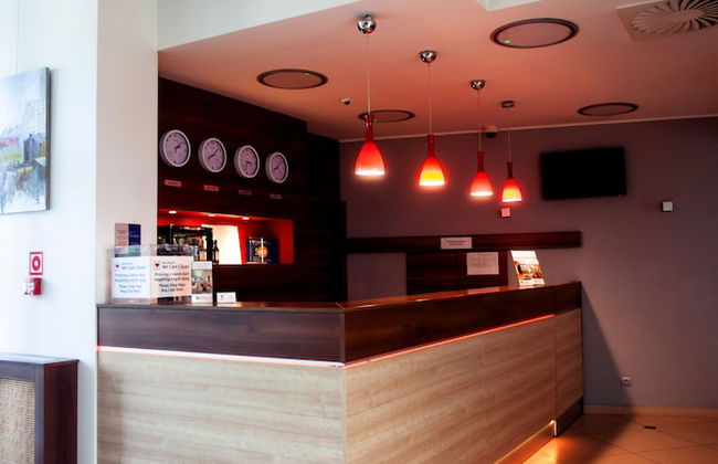 POLECZKI RESIDENCE APARTMENTS - Photo 3