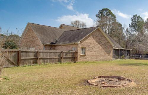 Explore Gulf Coast and Beyond! Home with Yard and Games - Foto 31