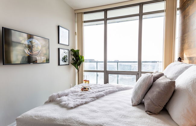 QuickStay - Luxury on Bay St. (Yonge & College) - Foto 15