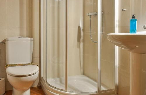 Acogedora casa con verde jardín by CABANA Rentals - Foto 9