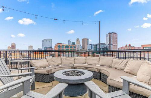 2KBD2BA Steps from Target Center+GYM+KTCHN+LNDRY - Foto 8