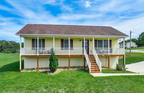 Charming Shenandoah Retreat with Deck! - Foto 1