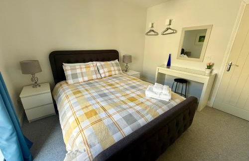 Modern Coastal Retreat, 5-Bedroom, 4-Bathroom Home, with Parking in Portsoy - Foto 19