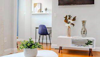 Jennifer's Stylish Apt Private Deck Backyard Oasis - Foto 2