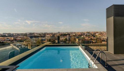 New Douro Tower 206 with shared pool and parking - Foto 5