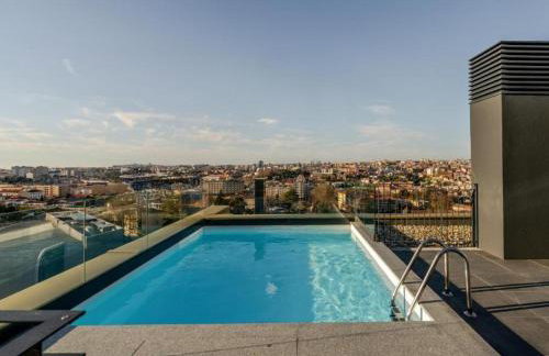 New Douro Tower 206 with shared pool and parking - Photo 5