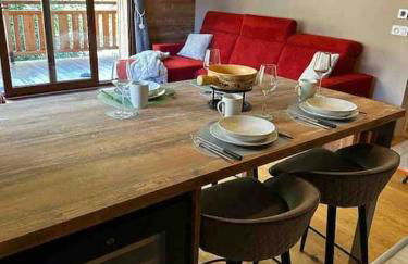 Gorgeous 2 bedroom, 2 full bath, ski in apartment! Winner of 2025 and 2024 Traveller Award! - Photo 6