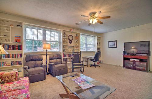 Mtn View Smokies JuJus House with Screened Porch - Photo 9