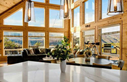 Luxurious A-Frame Mountain Retreat with Hot Tubs & Game Room Near Seneca Rocks, Milam, WV - Foto 27