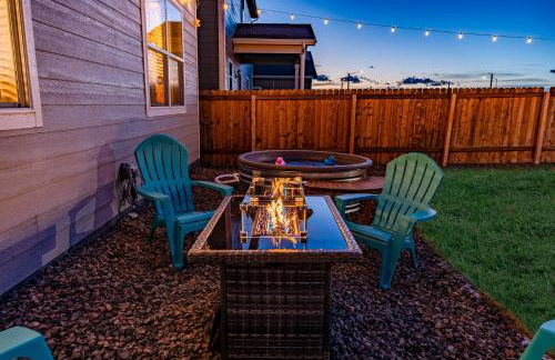 Near Airport, 3BR, Stock Tank Pool, Mini-Golf, Game Rm - Foto 40