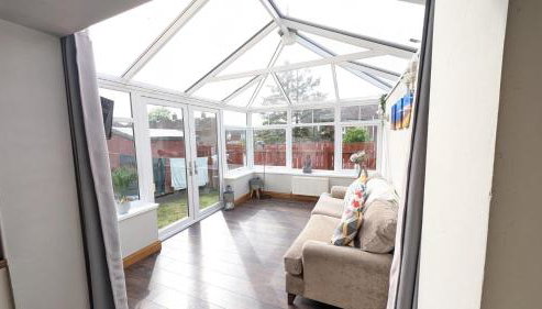 Sydenham Serenity: Bright Home with Conservatory - Foto 5, Garden
