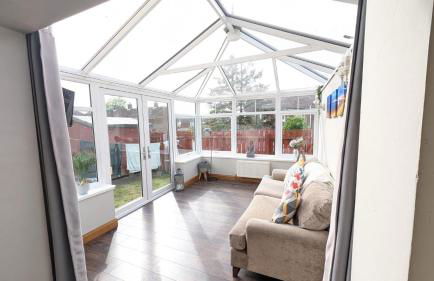 Sydenham Serenity: Bright Home with Conservatory - Foto 7
