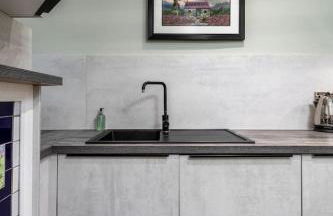 3-Bed Georgian Townhouse Next to Wellbeing Clinic - Foto 42