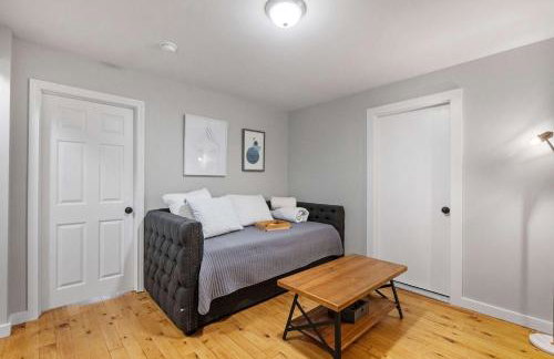 Post & Beam - SHARED 4 Bedroom 1 Bath Home On Pond - Shared 4 Bedrooms Available - Foto 29