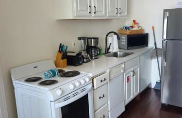 Two Duval Street Suites w parking and pool - Foto 9