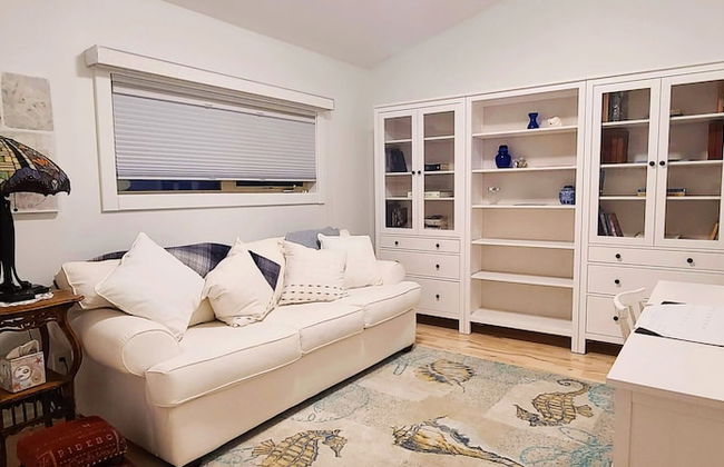 The White House - Photo 6