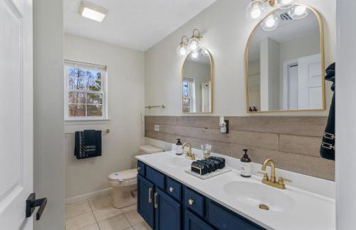 Emerald Lakes Poconos Retreat Game Room, Firepit & Sleeps 10 - Foto 58