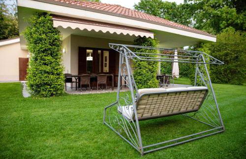 Charming villa in Alvignano with private pool - Foto 2