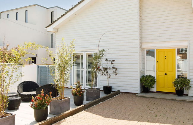 Vibrant Seafront Home With Seasonal Pool - Foto 6