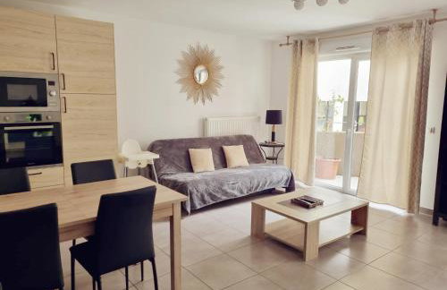 Grand appartement avec garage et terrasse - Photo 7