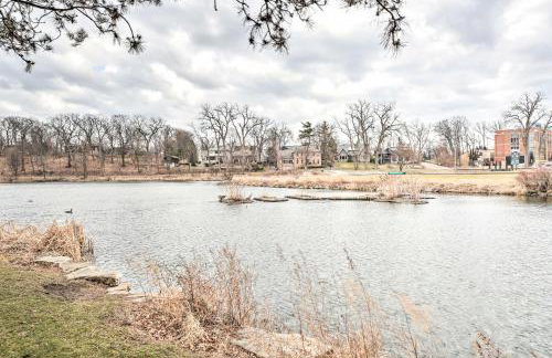 Home with Office and Yard 25 Mi to Downtown Chicago! - Foto 37