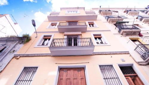 Barceloneta Suites Apartments Market - Photo 2