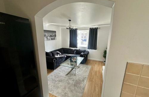 Sianavi Apartments - Caspian Way, Purfleet - Photo 3