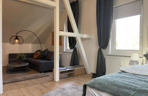 Gemütliches Mansarden-Apartment mit 2 Schlafzimmern & separater Küche - Foto 8