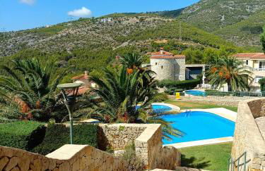 IRTA Sea & Mountain View Terrace - Photo 2