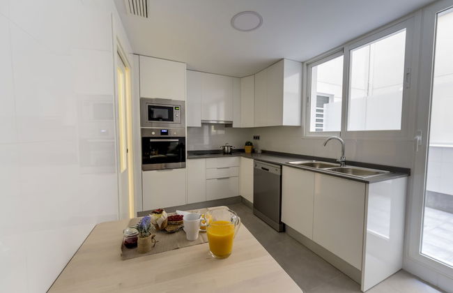 HQ Rooms Apartments San Vicente - Photo 17