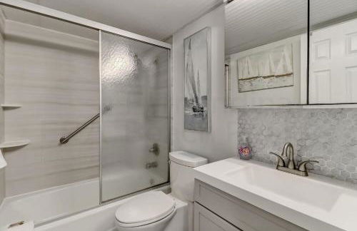 Oceanfront w Beach Access - Foto 18