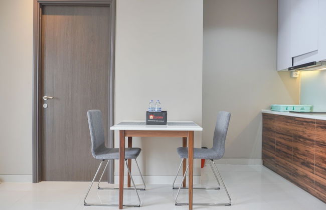 Modern And Comfort Stay 2Br At Ciputra International Apartment - Foto 14