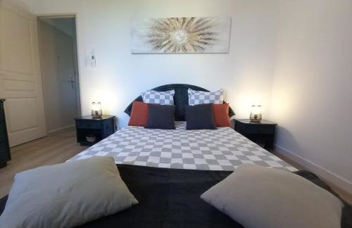 Appart T2 wifi Tv Balcon Jardin Parking - Foto 5