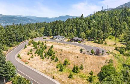 Mountain-View Retreat with Hot Tub & Waterfalls - Foto 66