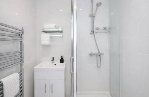 Beachfront Studio Direct Sea Views Air Conditioning Compact Coastal Crib - Foto 12