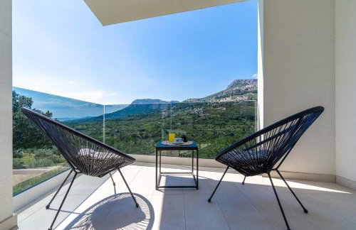 VILLA CVITA is a modern 5-bedroom villa with a Jacuzzi, a Gym and Finnish Sauna, a heated pool, and amazing views - Foto 19