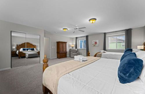 Golden View Townhouse - Walk to Downtown! - Photo 19