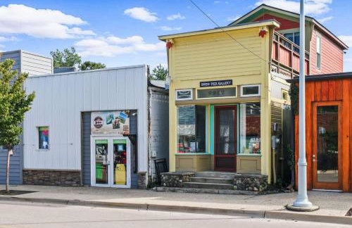 Luxe by the Lake - Pool Access - Photo 78