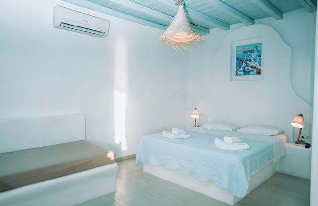 Sofia's Bungalows Mykonos - Photo 12