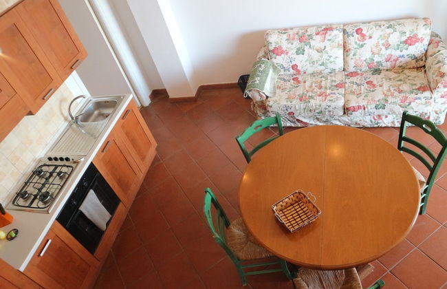 Snug Holiday Home in Castagneto Carducci near Thermal Bath - Foto 9