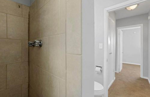 The Columbus Prime - 5 Bedroom 2 Bath- Parking - Foto 37